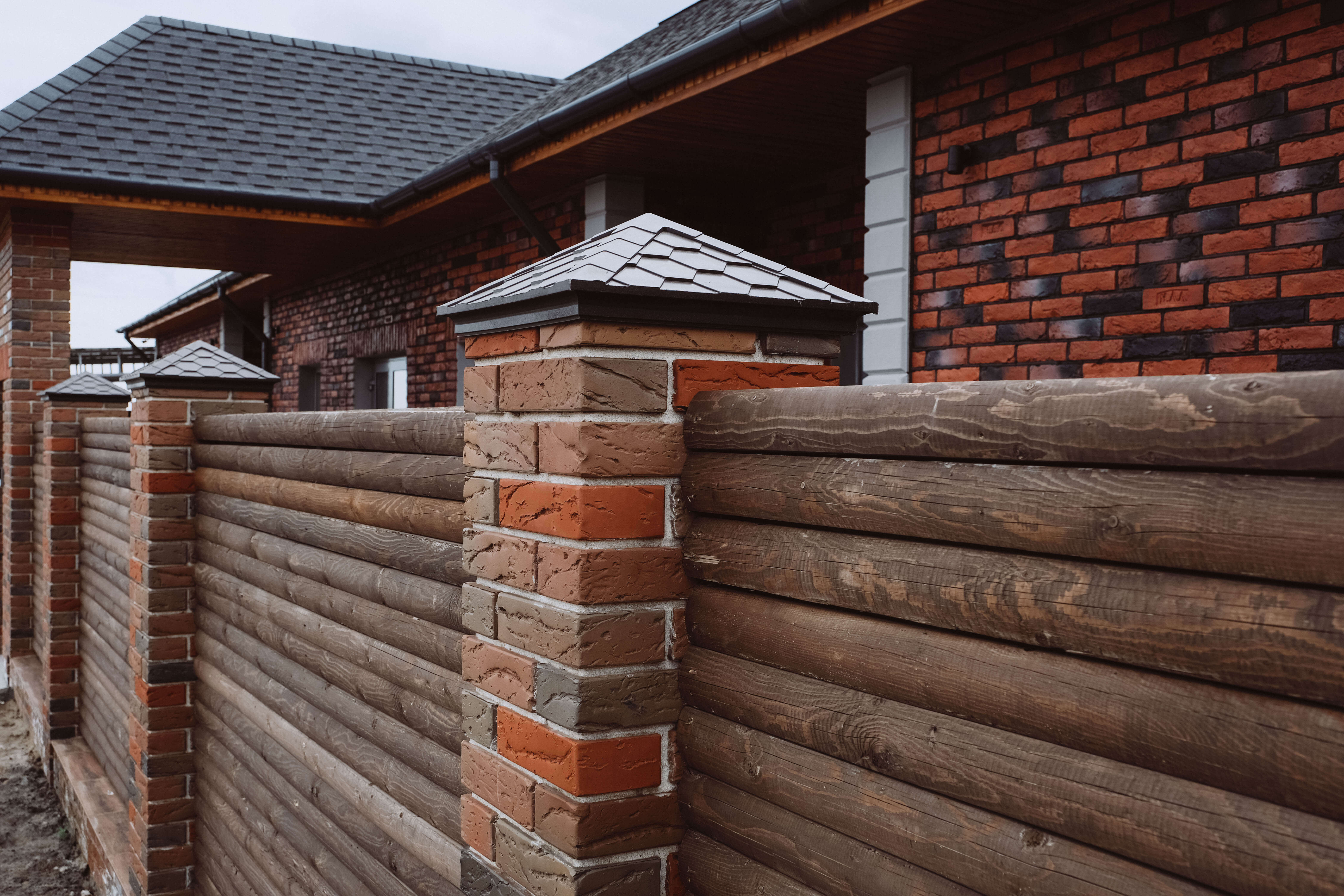 Колпак Zking Эверест Коричневый на столб 1.5х1.5 кирпича (390х390мм) в Нальчике фото